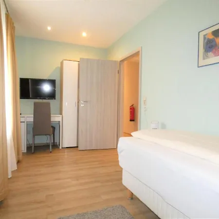 Hotel Yel Ludwigshafen am Rhein Exterior photo